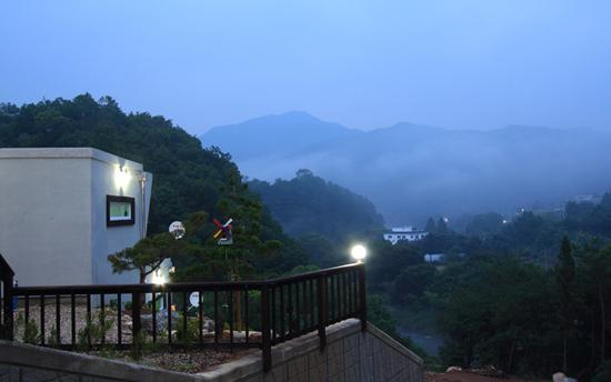 Exterior view 1, Yangpyeong Haru Pension, Hongcheon