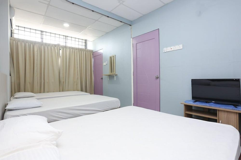 Bedroom 2, D'Noor Budget Inn, Kota Bharu