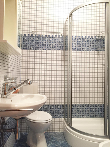 Bathroom 5, Guest House Zimmer Novi, Novi Vinodolski