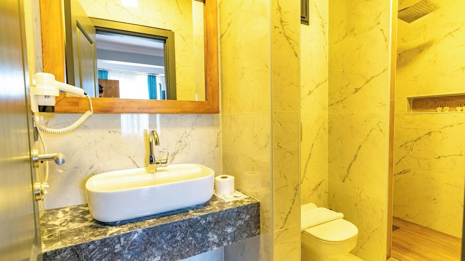 Bathroom 4, Assos Hunters Hotel, Ayvacık