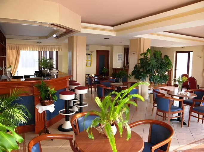 Food & Drinks 3, Blue Sea Hotel Apartments, Crete