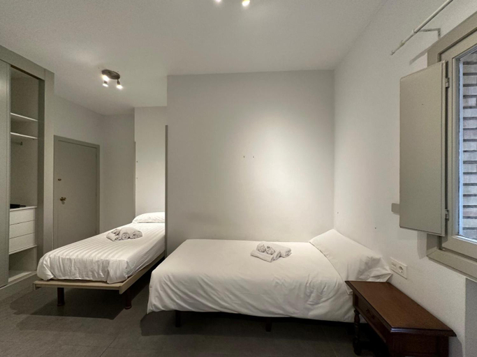 Others 3, mikasita Bilbao - student housing & coliving, Vizcaya