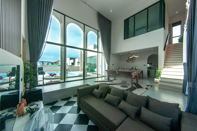 Shared lounge/TV area 4, Nacha Pool Villa Cha-am, Cha-Am