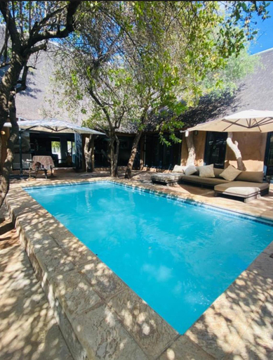 Sport & Beauty 2, Simba Safaris African Pride Exotic Lodge, Waterberg