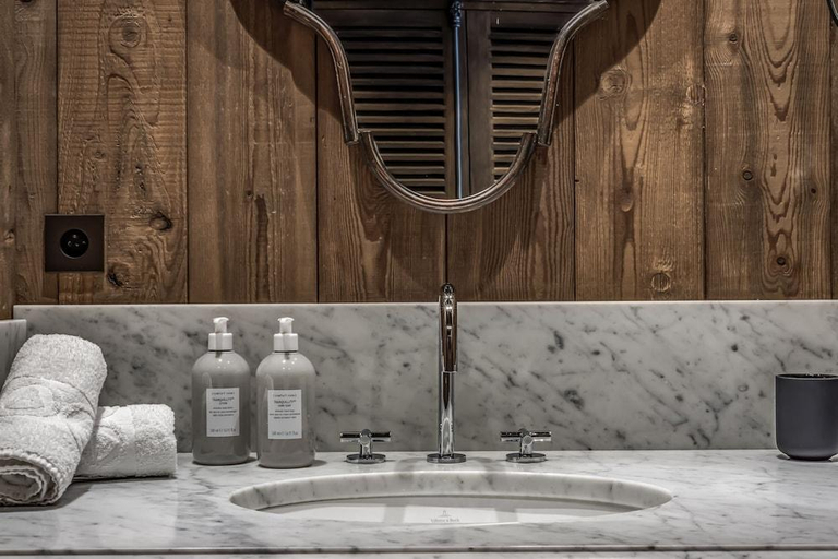 Bathroom 4, Le Val D'ISERE, Savoie
