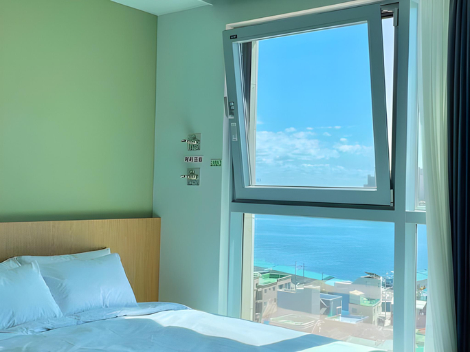 Bedroom 2, Berith Hotel, Sokcho