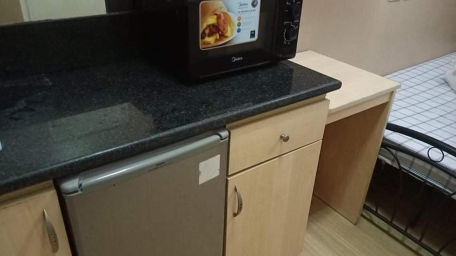 Others 5, Budget Condotel, Muntinlupa