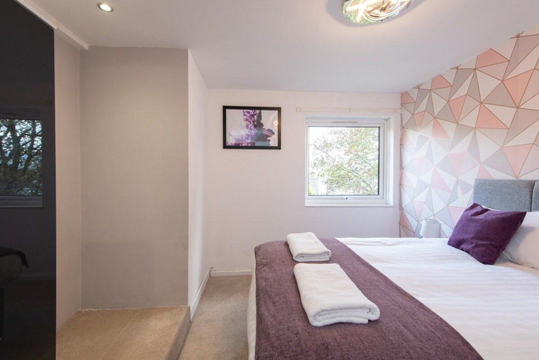 Others 5, Hallington, Durham