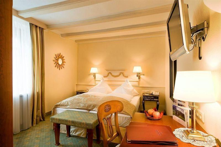 Bedroom 3, Simones Hotel Furstenhof, Landshut