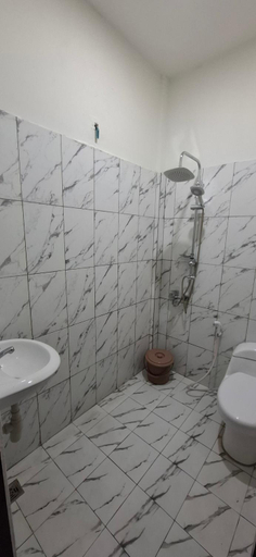 Bathroom, Homestay Sa'adah, Banjar
