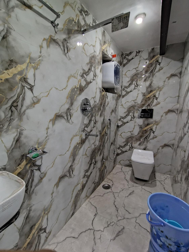4, Shree Laxman Guest House, Varanasi