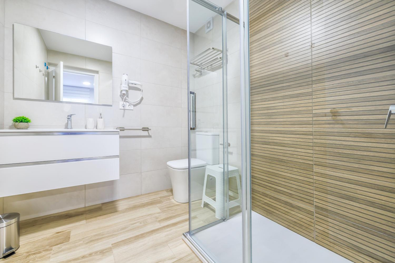 Shower 3, Apartamentos Almedina, Córdoba