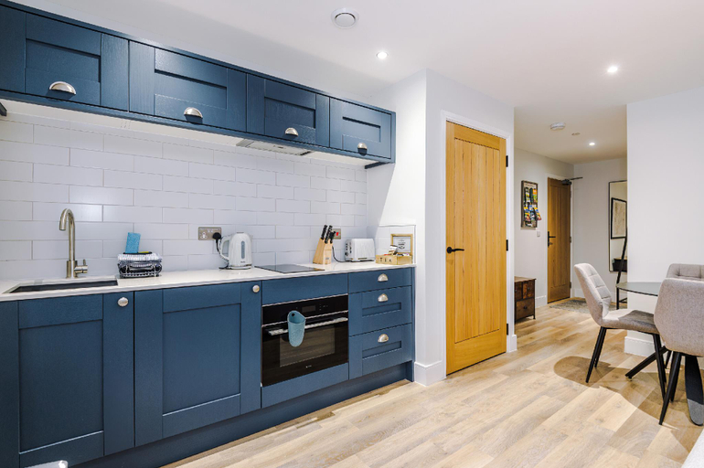 Others 5, Rock Mill - Superior Apartment with Private Patio, Derbyshire