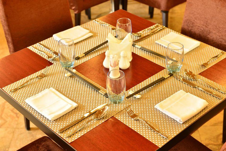 Food & Drinks, ROYAL WATERLILY HOTEL, Xishuangbanna Dai