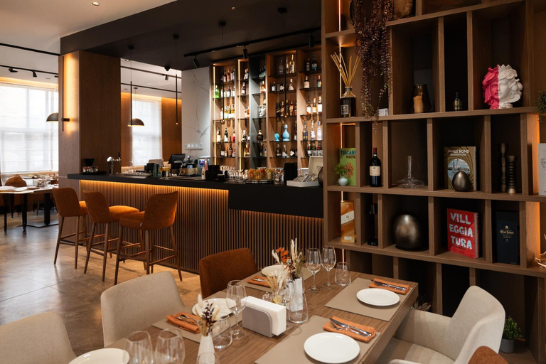 Food & Drinks 5, CAVAR APARTHOTEL, Municipiul Bucuresti