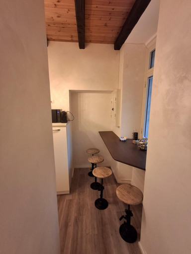 Others 5, Lighthouse Suites, Rome