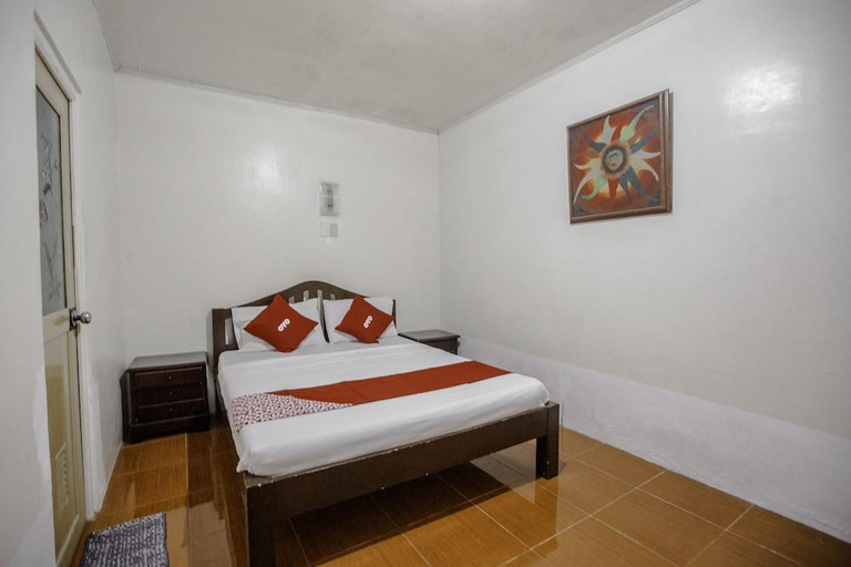 Bedroom 4, Sierra Traveller’s Inn Holy Spirit, Tagaytay City