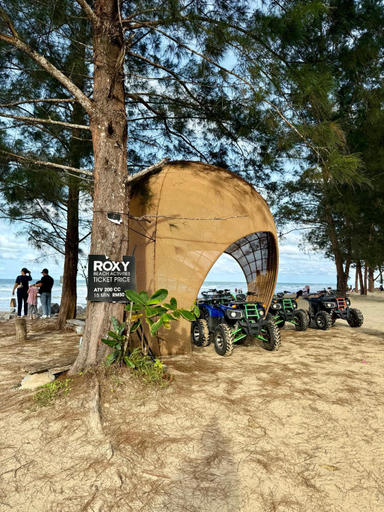 Others 4, Roxy Sematan Beach Townhouse Deluxe 3 ,5 & 6, Lundu