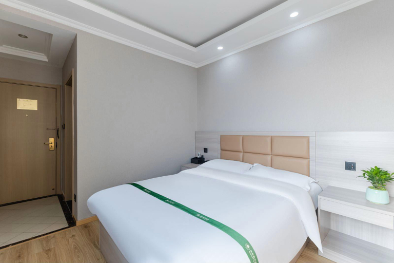 Bedroom 3, GreenTree Inn Luan Huoqiu Jianxing Road Express Hotel, Lu'an