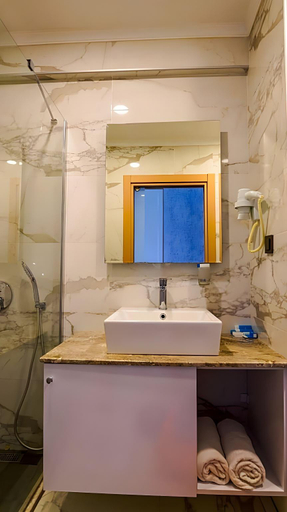 Bathroom 4, King Royal Palace Oludeniz, Fethiye