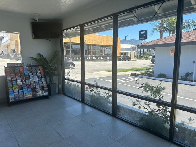 Public Area 2, Hi-Way Host Motel, Los Angeles