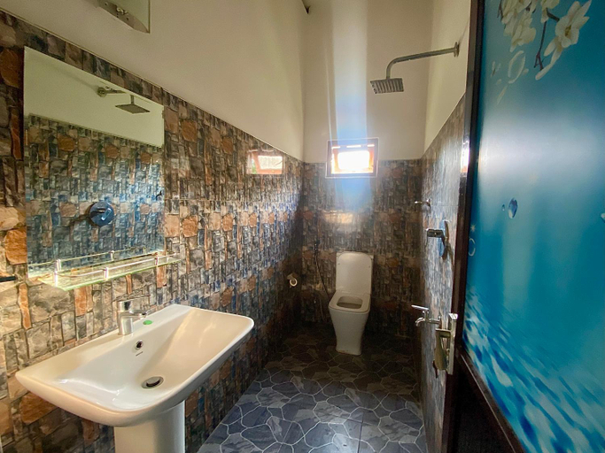 Bathroom 4, Habarana New Star Homestay, Palugaswewa