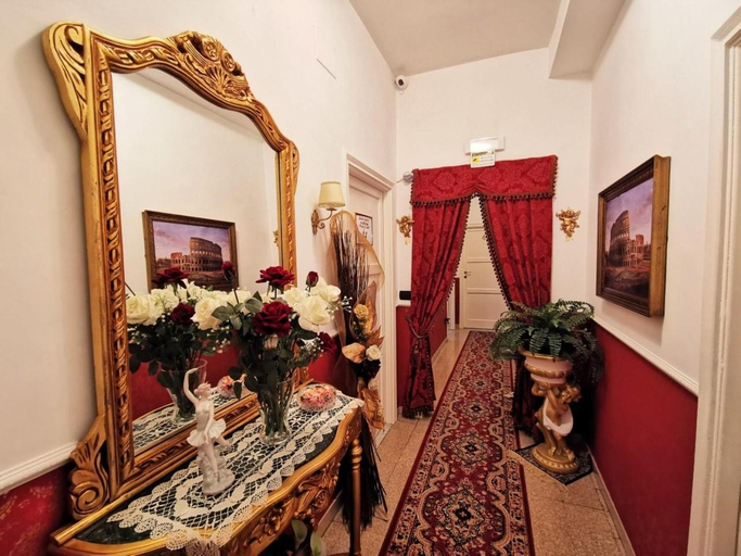 Others 4, B&B Divina Roma, Roma