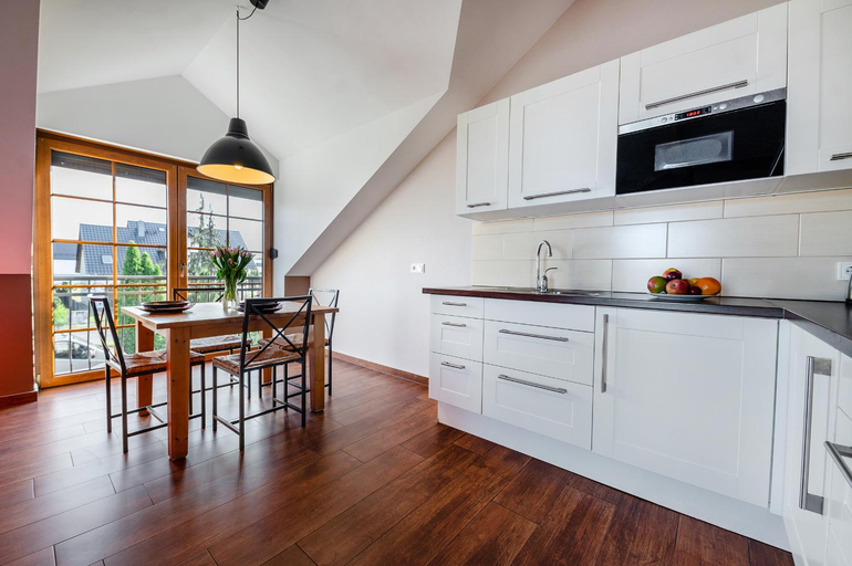 Others 4, APARTAMENTY ISKRA, Strzelce