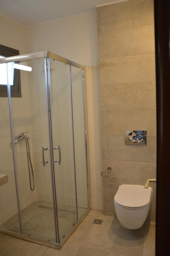 Others 5, Kassandrinou Apartments, Central Macedonia