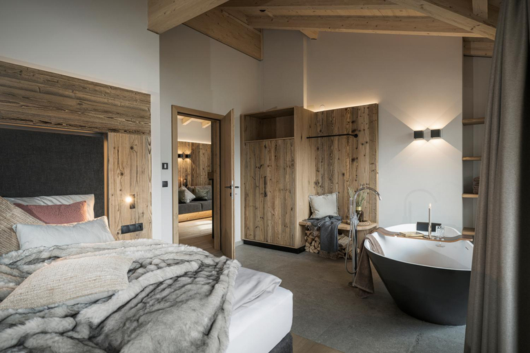 Bedroom 2, BRUGGER ApartHotel, Schwaz