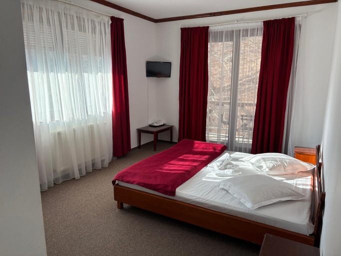 Bedroom, Cabana Izvoarele Doftanei, Tesila