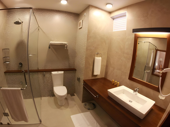 Bathroom 5, Nuwara Eliya- The Blackpool, Nuwara Eliya