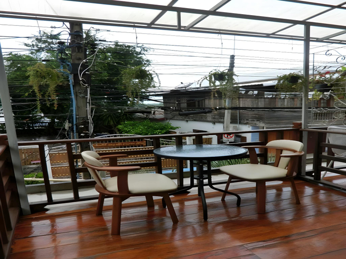 Food & Drinks 3, Khobjaina Homestay Soi 4, Chiang Khan