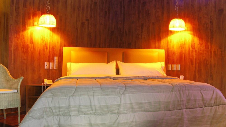 Bedroom 4, Thai Lagoon, León