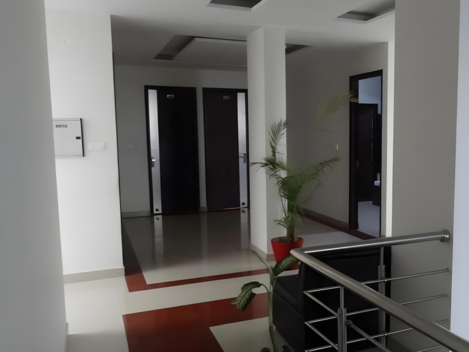 Others 4, Hotel Royal Castle, Sahibzada Ajit Singh Nagar