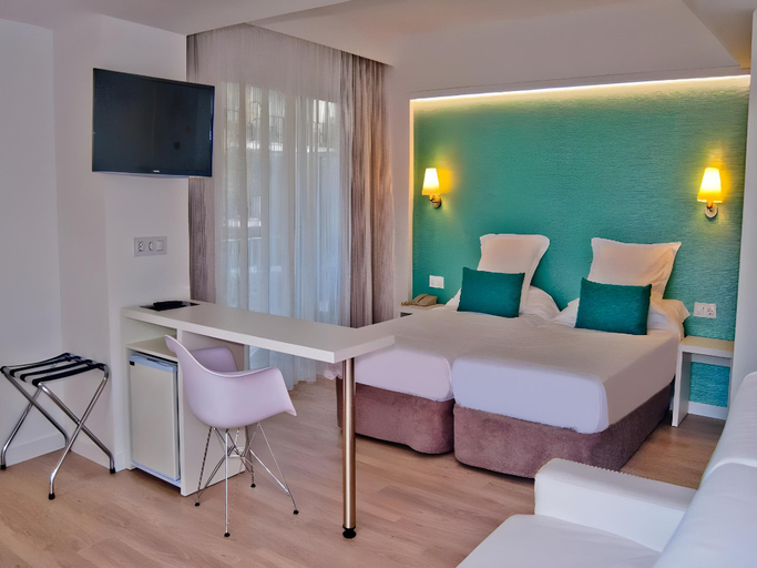 Bedroom 3, BQ Apolo Hotel, Baleares