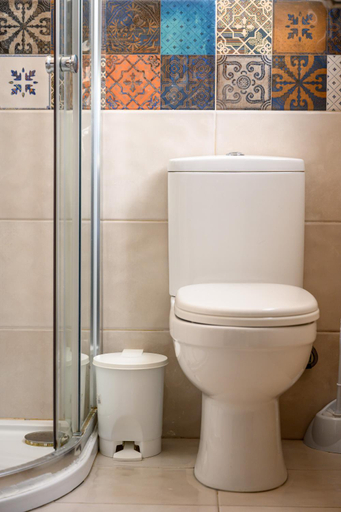 Bathroom 3, F11 Room 1, Private double room with private bathroom in shared Flat