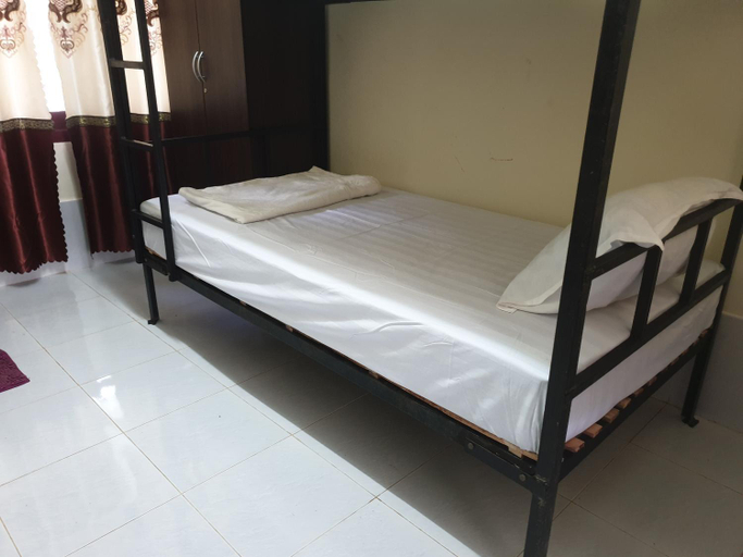 Others 4, Easy Go Hostel, Hinboon
