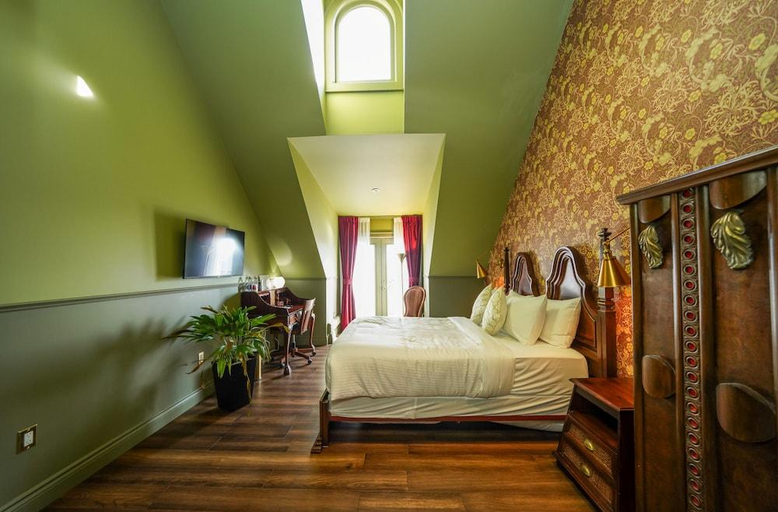 Bedroom 2, Niagara Grandview Manor, Niagara