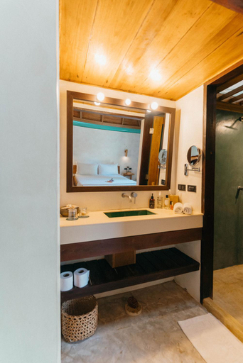 Bathroom 4, Bravo Beach Resort, General Luna