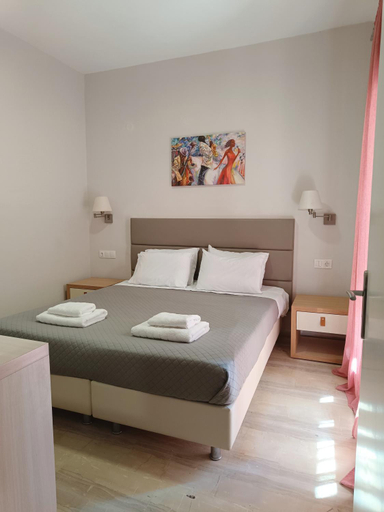 Bedroom 2, Dora's apartments, Ionian Islands