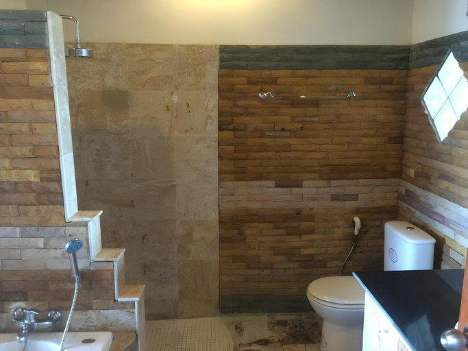 Bathroom 4, Haad Khuad Resort, Ko Phangan