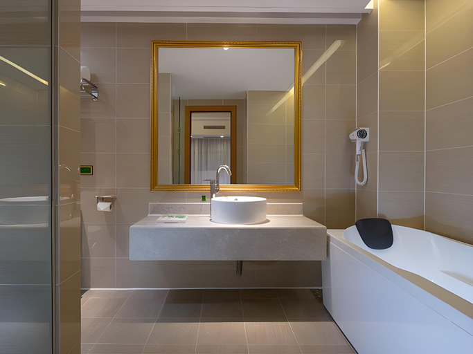 Bathroom 3, Vienna Hotel Guangdong Shaoguan Xinfeng, Shaoguan