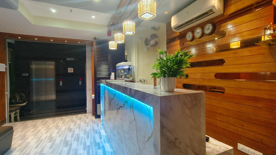 Public Area 3, Hotel Ashraya International, Mumbai Suburban