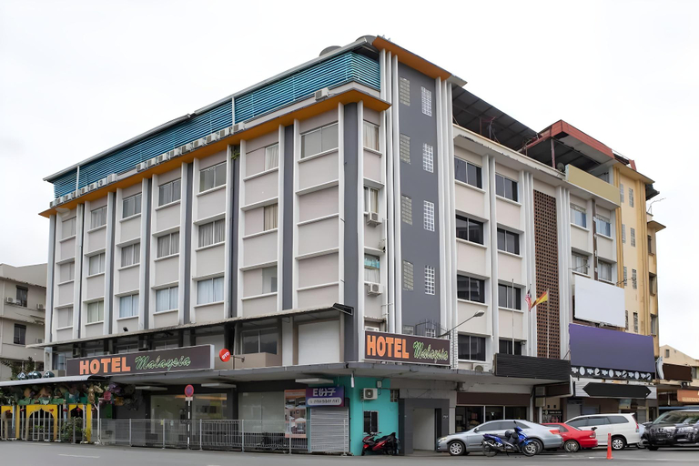 Exterior & Views