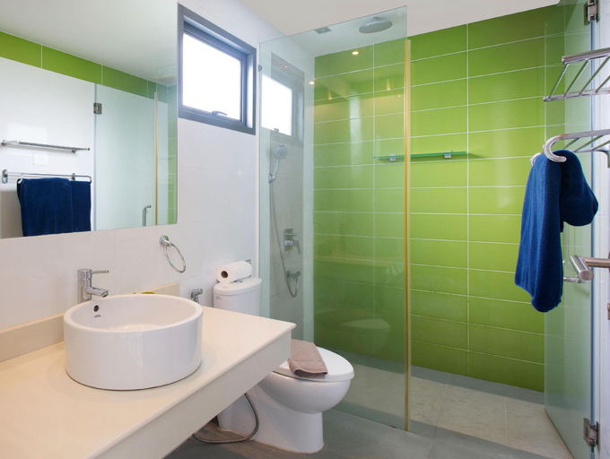Bathroom 4, Splendid 4BR Villa Tangerine with Salt Pool, Rawai, Pulau Phuket