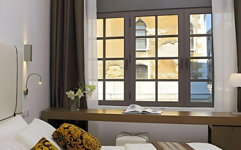 Bedroom 3, Al Canal Regio Boutique, Venezia