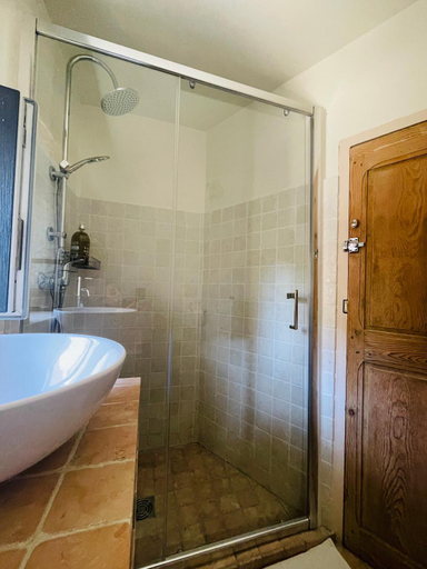 Bathroom 3, Maison des Bourgades, Gard