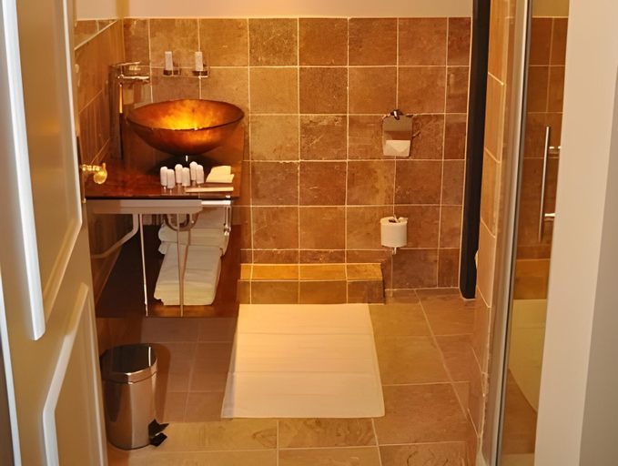 Bathroom 2, Gastehaus Einzigartig - Krahnstover, Rostock