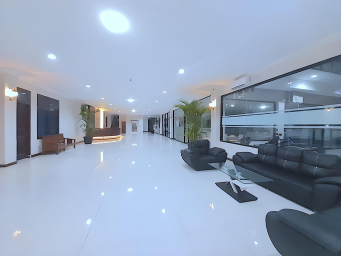 5, Solok Premier Hotel, Solok